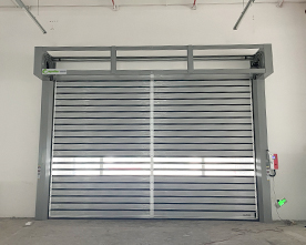 苏州某食品工厂大门安装涡轮硬质快速门