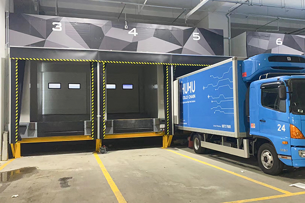 三通物流（香港）有限公司ac米兰官方网址入口官网充气式工业门封