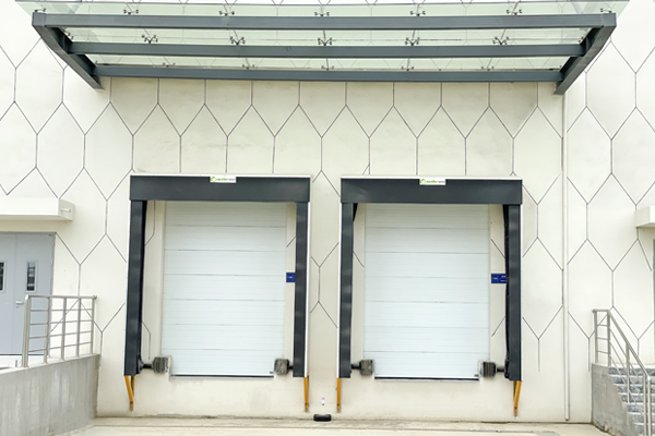 北京华羽彭飞板材有限公司ac米兰官方网址入口官网充气式工业门封