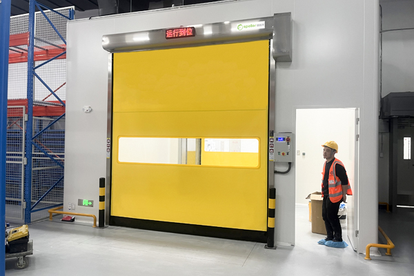 ac米兰官方网址入口官网
拉链快速门可实现双门互锁 ac米兰官方网址入口官网
拉链快速门可实现双门互锁