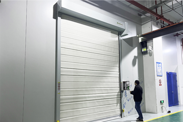 车间隔断恒温ac米兰官方网址入口官网
保温快速门 车间隔断恒温ac米兰官方网址入口官网
保温快速门