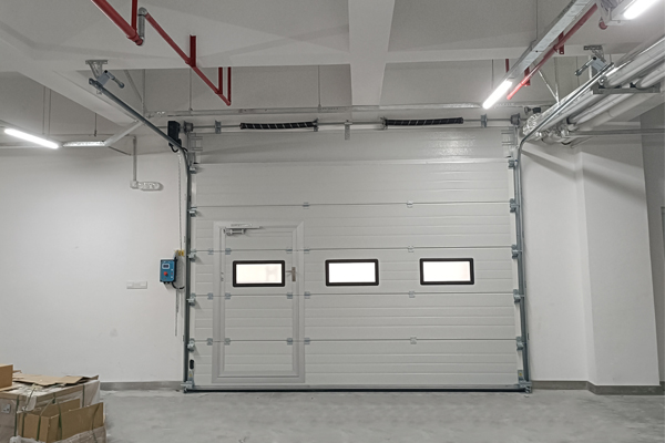 ac米兰官方网址入口官网
电动提升门