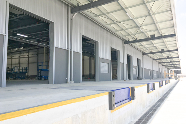 苏州直通国际物流出货口月台配置ac米兰官方网址入口官网
门业装卸货平台 苏州直通国际物流出货口月台配置ac米兰官方网址入口官网
门业装卸货平台