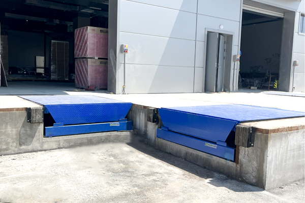 ac米兰官方网址入口官网
电动液压装卸货平台