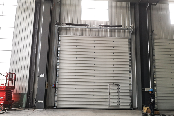 大背筋抗风提升门 大背筋抗风提升门