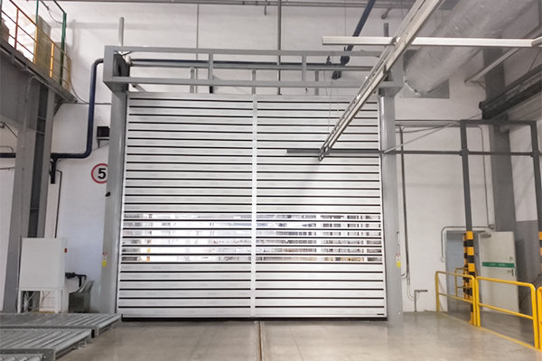 “性价比”涡轮硬质快速卷帘门